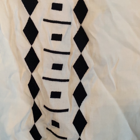 Love Stitch Aztec Blouse - Picture 15 of 16